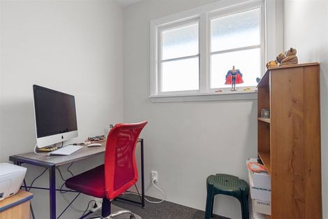 Photo of property in 42 Bevington Street, Avonhead, Christchurch, 8042
