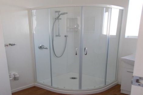 Photo of property in 1/43 Dale Crescent, Pakuranga, Auckland, 2010