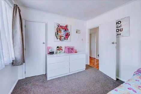 Photo of property in 43 Justine Street, Cannons Creek, Porirua, 5024