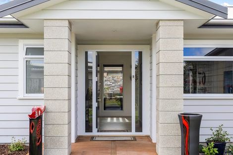Photo of property in 67 Montgomery Crescent, Kinloch, Taupo, 3377