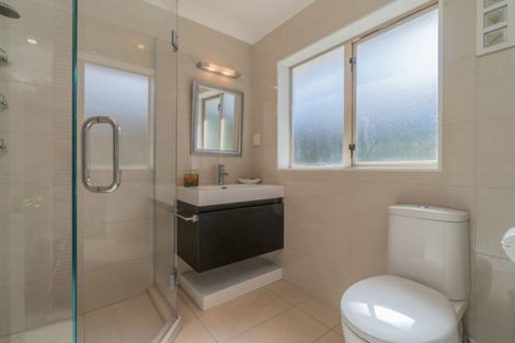 Photo of property in 21 Chieftain Rise, Goodwood Heights, Auckland, 2105