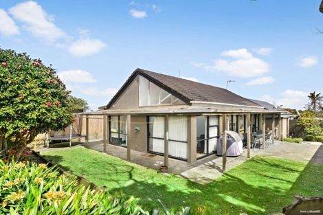 Photo of property in 2/84 Prince Regent Drive, Half Moon Bay, Auckland, 2012