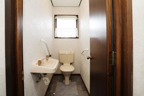 Photo of property in 35 Vogel Street, Waikiwi, Invercargill, 9810