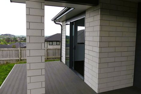 Photo of property in 32 Hitchen Road, Pokeno, 2402