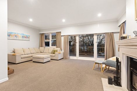 Photo of property in 5 Humphrey Kemp Avenue, Henderson, Auckland, 0612