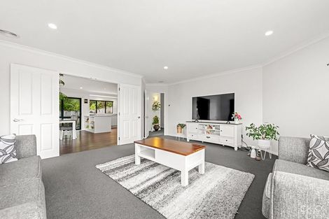 Photo of property in 9 Fernridge Way, Tirohanga, Lower Hutt, 5010