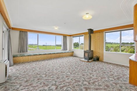 Photo of property in 100 Hurford Road, Hurford, New Plymouth, 4374