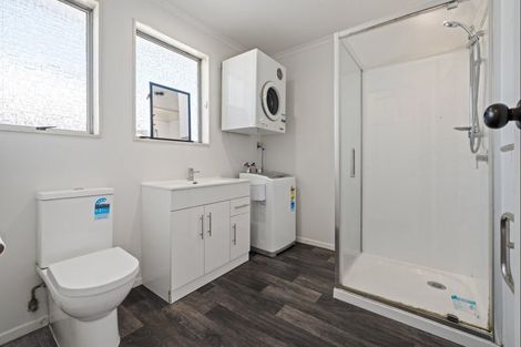 Photo of property in 81 Awanui Street, Merrilands, New Plymouth, 4312