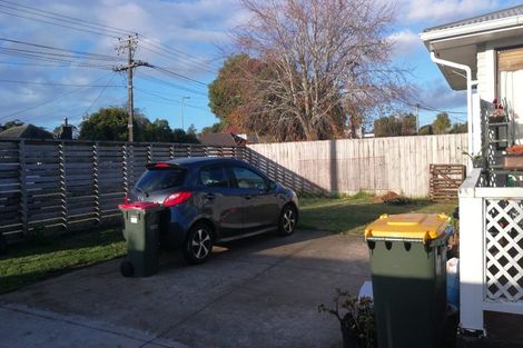 Photo of property in 50 Strid Road, Te Atatu South, Auckland, 0610