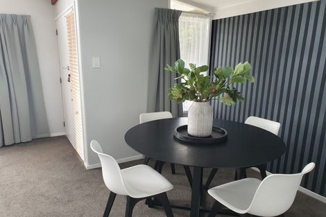 Photo of property in 2 Drury Street, Cloverlea, Palmerston North, 4412