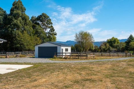 Photo of property in 70 Duddings Line, Tauherenikau, 5771