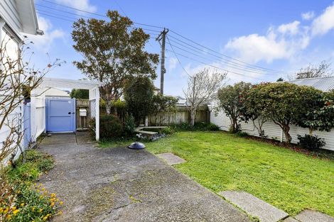Photo of property in 33 Firth Terrace, Karori, Wellington, 6012