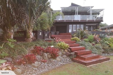 Photo of property in 1445 Whangaparaoa Road, Army Bay, Whangaparaoa, 0930