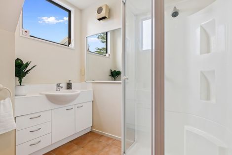 Photo of property in 366 Sawyers Arms Road, Harewood, Christchurch, 8051