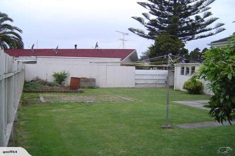 Photo of property in 2 Holden Place, Manukau, Auckland, 2025