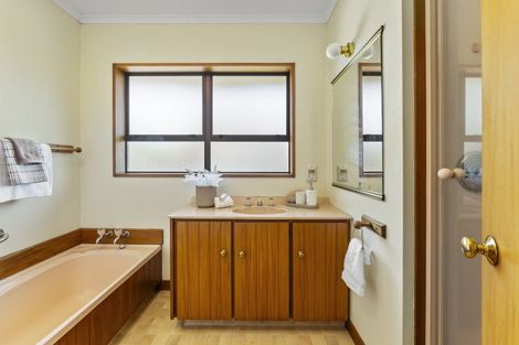 Photo of property in 3 Dresdan Court, Hokowhitu, Palmerston North, 4410