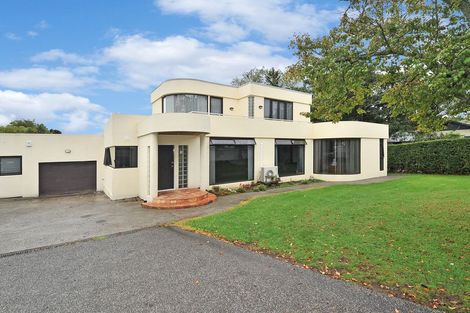 Photo of property in 19 Claude Road, Hillpark, Auckland, 2102