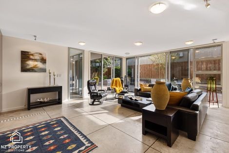 Photo of property in 6 Brunel Street, Mornington, Dunedin, 9011