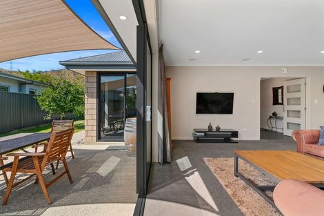 Photo of property in 18 Sunhaven Cove, Cromwell, 9310