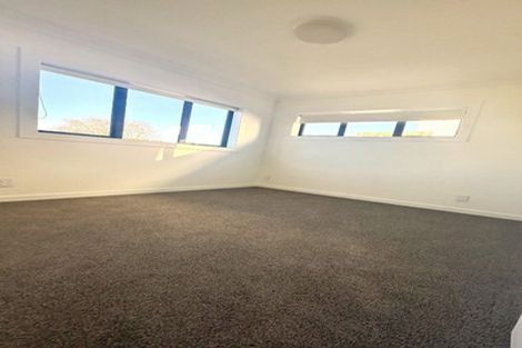 Photo of property in 40a Kervil Avenue, Te Atatu Peninsula, Auckland, 0610