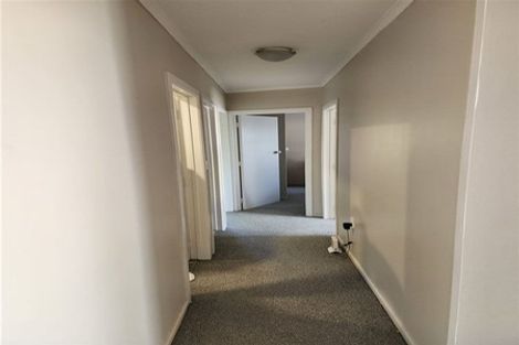 Photo of property in 40a Peach Road, Glenfield, Auckland, 0629