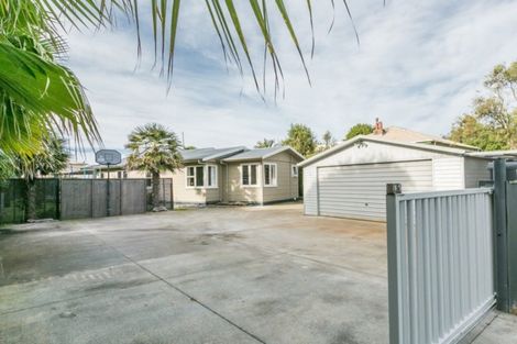 Photo of property in 9 Albert Street, Clive, 4102