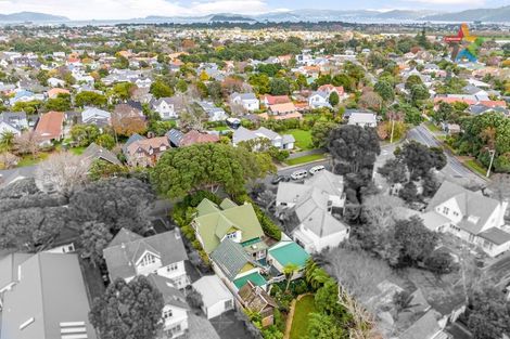 Photo of property in 7 Hinau Street, Woburn, Lower Hutt, 5010