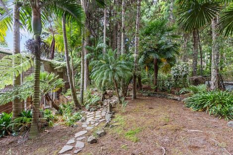 Photo of property in 31 Napuka Road, Henderson Valley, Auckland, 0612