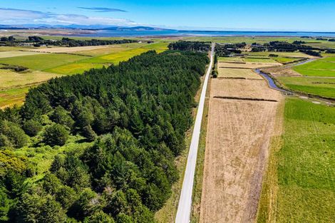 Photo of property in 80 Bay View Road, Woodend, Invercargill, 9877