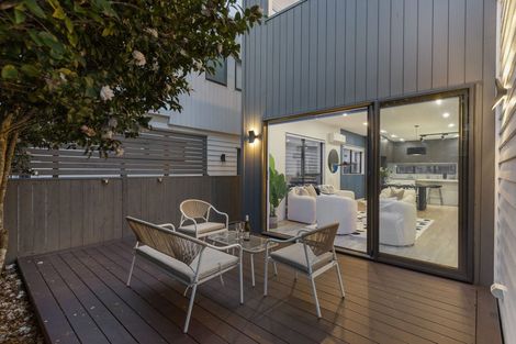 Photo of property in 30c Francis Street, Hauraki, Auckland, 0622