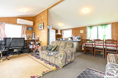 Photo of property in 258 Flaxmere Avenue, Flaxmere, Hastings, 4120