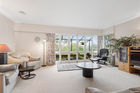 Photo of property in 27 St Peters Street, Northcote, Auckland, 0627