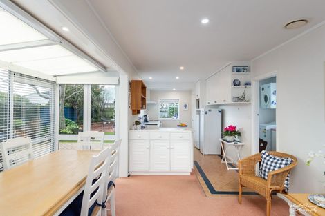 Photo of property in 27 Wainui Road, Waiwhetu, Lower Hutt, 5010