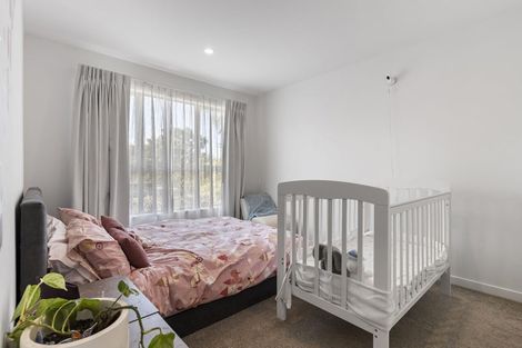 Photo of property in 1c Kororo Street, Northcote, Auckland, 0627