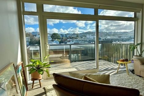 Photo of property in Vedado Apartments, 405/41 Hopper Street, Mount Cook, Wellington, 6011