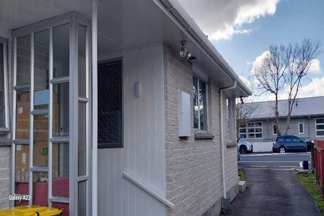 Photo of property in 2/166 Waterloo Road, Hutt Central, Lower Hutt, 5010