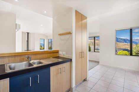 Photo of property in 13 Goldleaf Hill, Queenstown, 9300