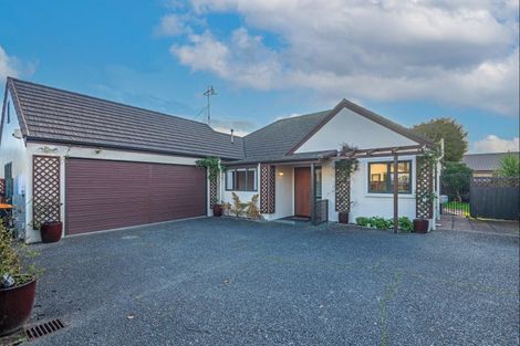 Photo of property in 4 Jensen Street, Hokowhitu, Palmerston North, 4410