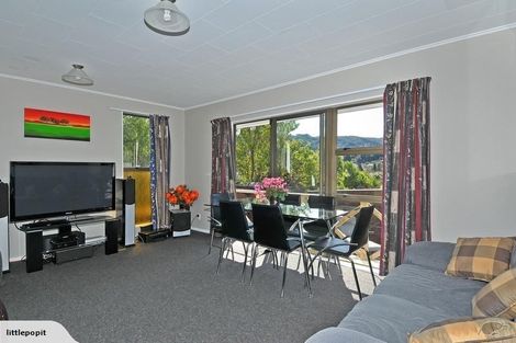 Photo of property in 9a Crystal Grove, Birchville, Upper Hutt, 5018