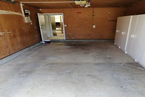 Photo of property in 21 Palliser Lane, Browns Bay, Auckland, 0630