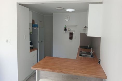 Photo of property in 3/223 Birkdale Road, Birkdale, Auckland, 0626