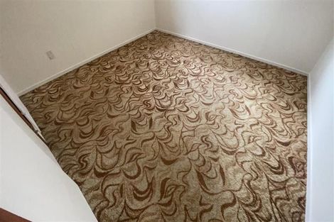 Photo of property in 41 Larissa Avenue, Henderson, Auckland, 0610