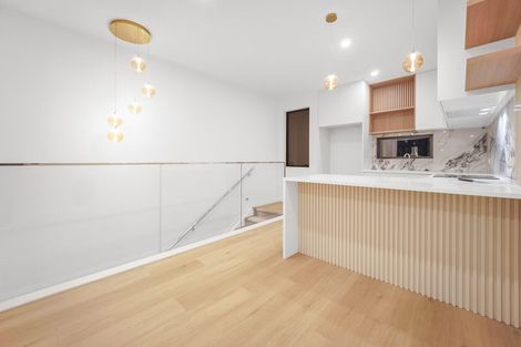 Photo of property in 10 Puihi Crescent, Massey, 0614