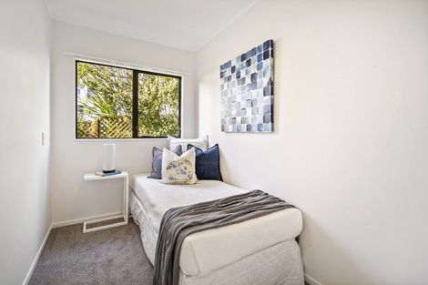 Photo of property in 2/49 Merani Street, Belmont, Auckland, 0622