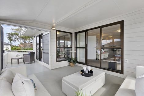 Photo of property in 1/15 Quebec Road, Milford, Auckland, 0620