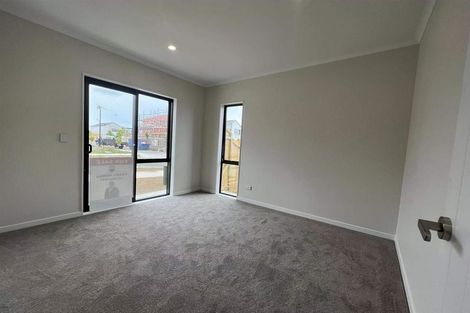 Photo of property in 44 Kairakau Street, Papakura, 2110