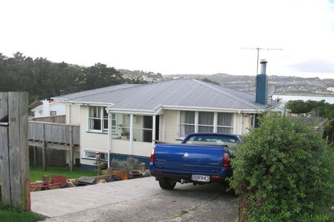 Photo of property in 33 Waiuta Street, Titahi Bay, Porirua, 5022