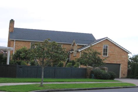 Photo of property in 12 Fairfield Lane, East Tamaki Heights, Auckland, 2016