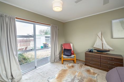 Photo of property in 33 Fergusson Street, Solway, Masterton, 5810