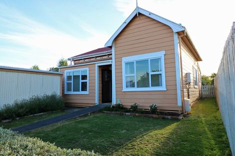 Photo of property in 3 Orlando Street, Stratford, 4332